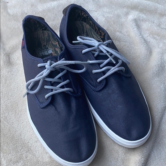 *sold*Navy Vans - Picture 4 of 10